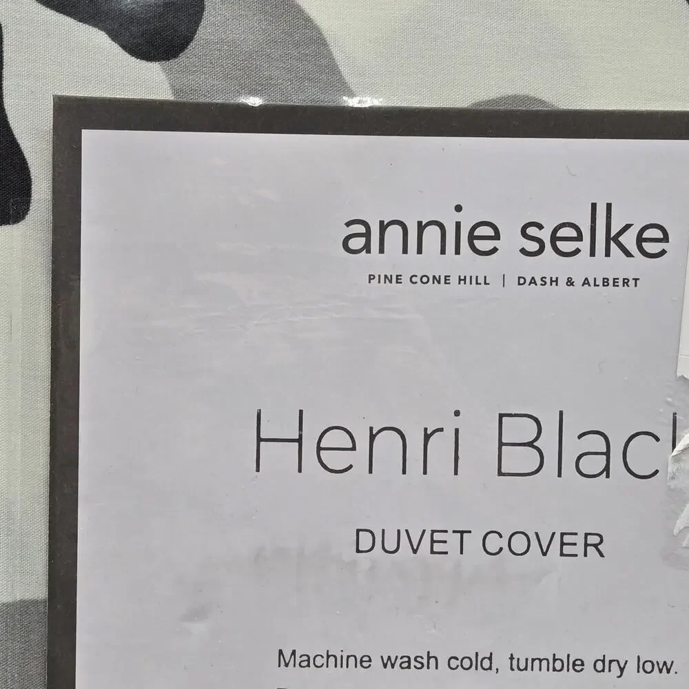Annie Selke minimalist abstract